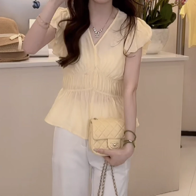 韩版纯色褶皱收腰V领漂亮小衫2025夏季新款百搭时尚减龄显瘦上衣