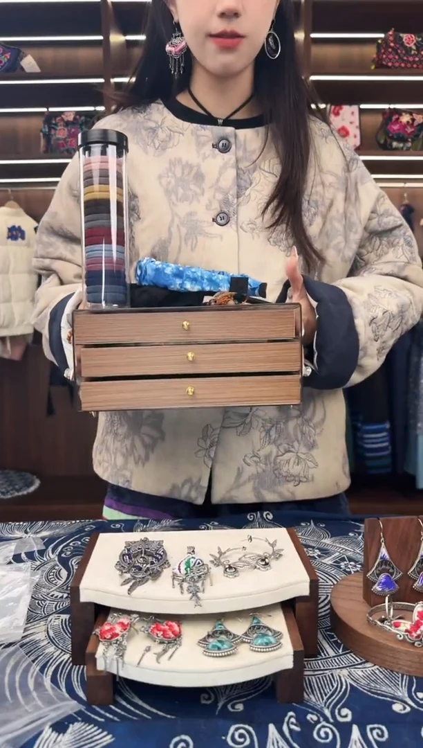 织绣L57黔东南苗族刺绣