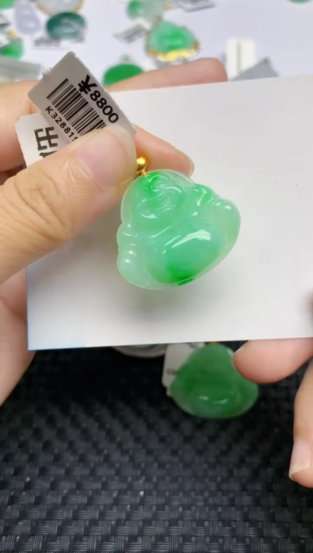 翡翠18K金镶嵌颈饰天然A货翡翠