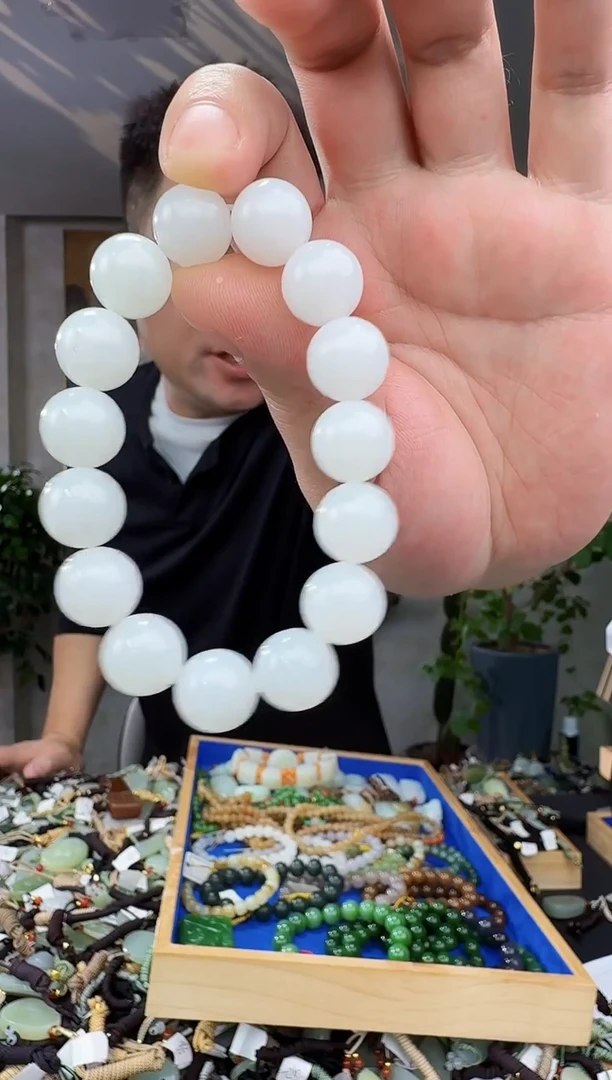 未镶嵌和田玉挂件拍一发一