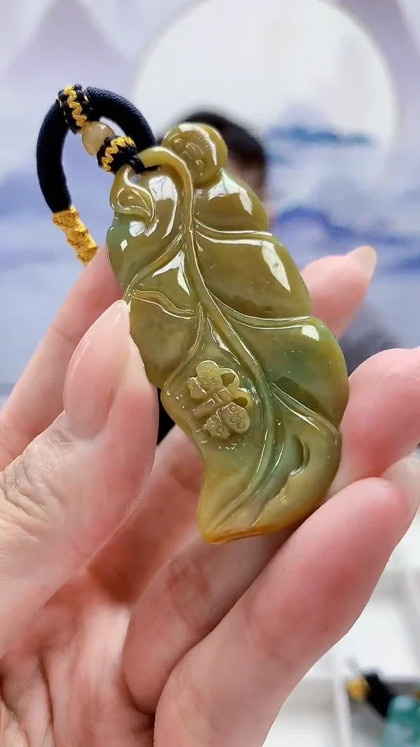 未镶嵌定制翡翠5060MM-毛货挂件127