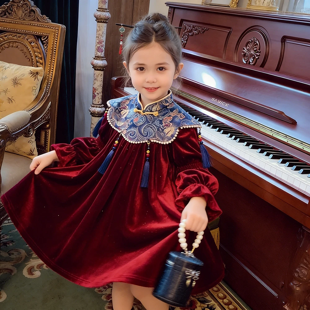女童加绒连衣裙2026秋冬季新款时尚休闲丝绒女孩新中式汉服裙童装