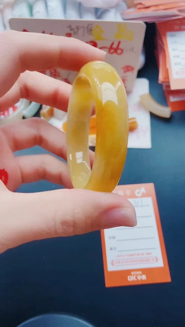 【闪购商品】石英质玉手镯未镶嵌K311-53-54