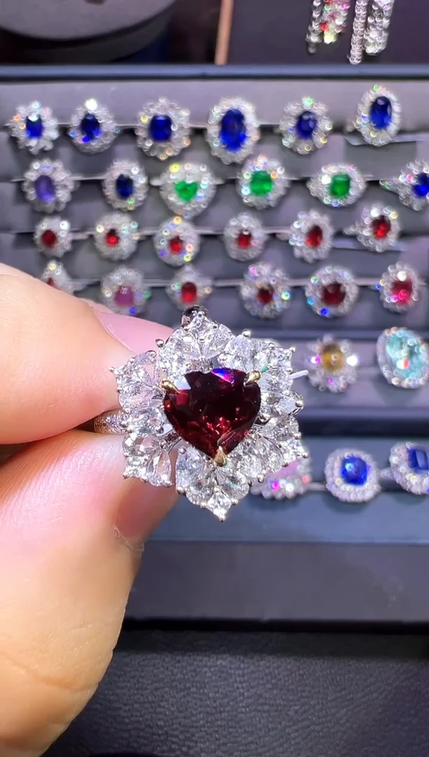 18K金镶嵌无烧两用款红宝石1.46ct