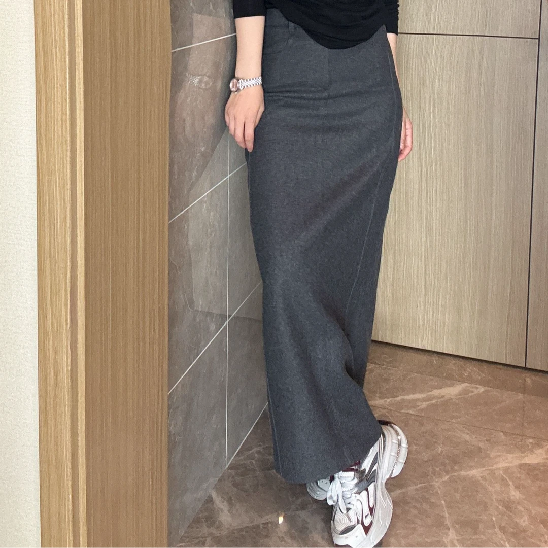 新款无弹直筒灰色半裙