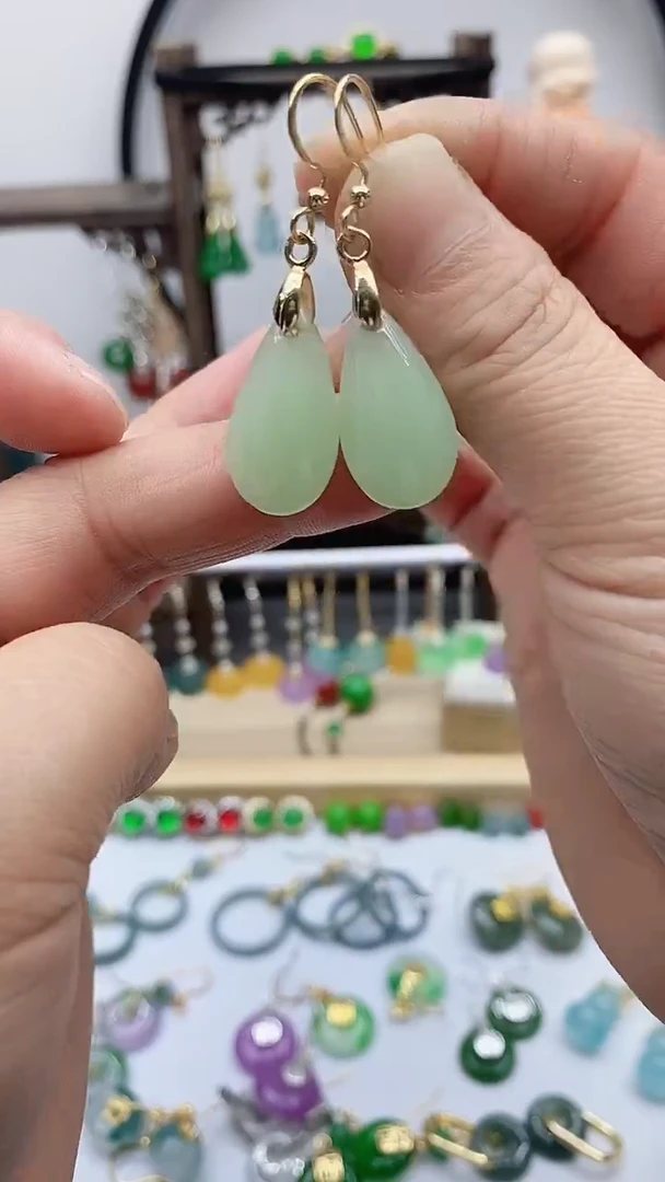 14K金镶嵌和田玉耳饰31