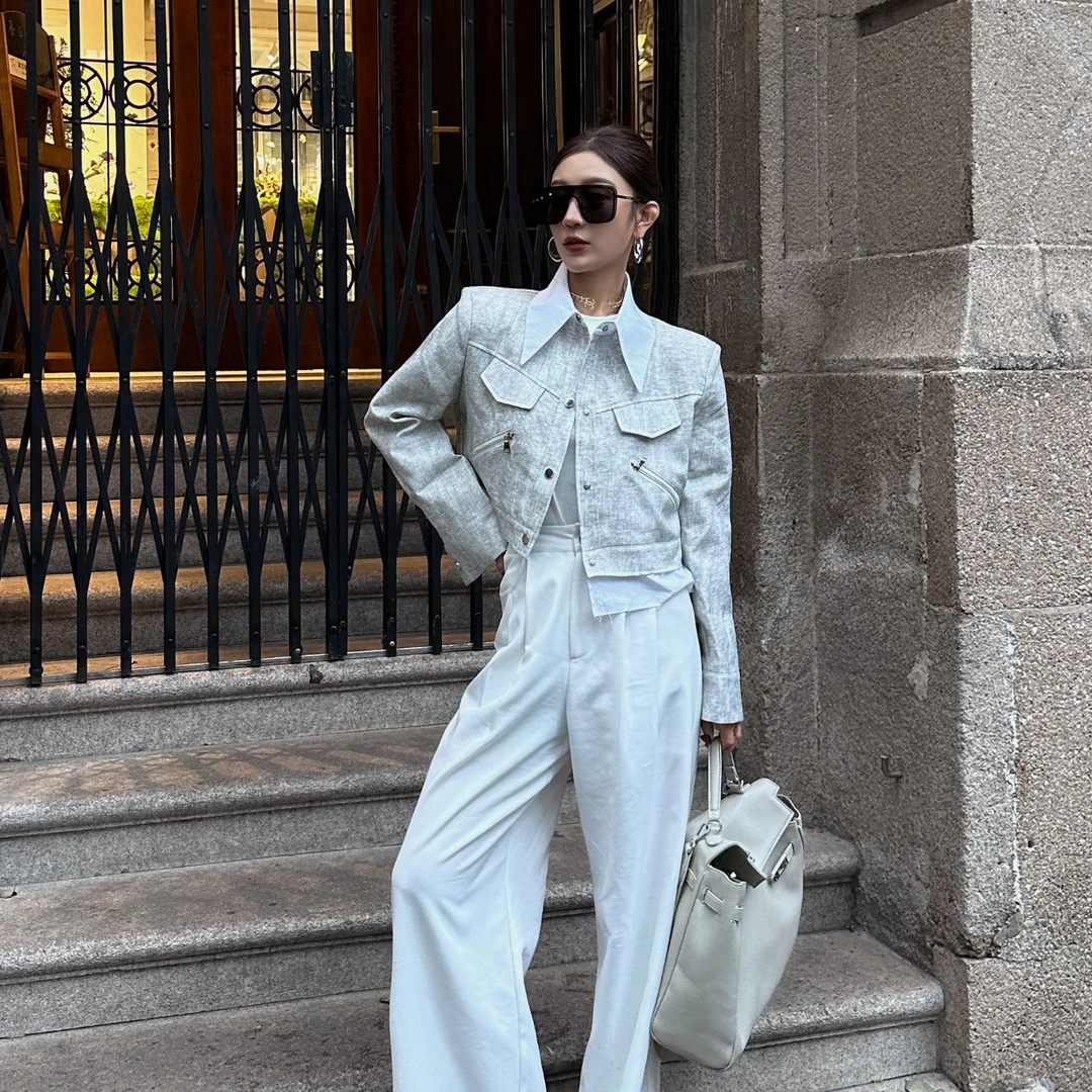 80735赫拉家春款长袖网红时尚休闲假两件拼接撞色潮流百搭气质