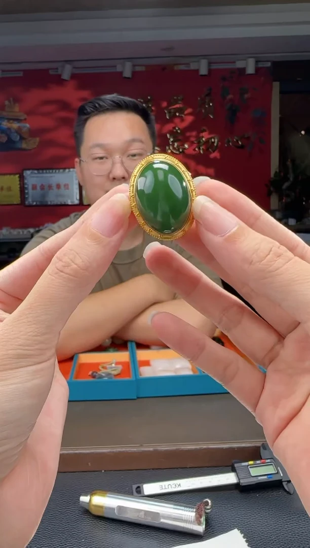 颈饰银S925镶嵌和田玉碧玉蛋面