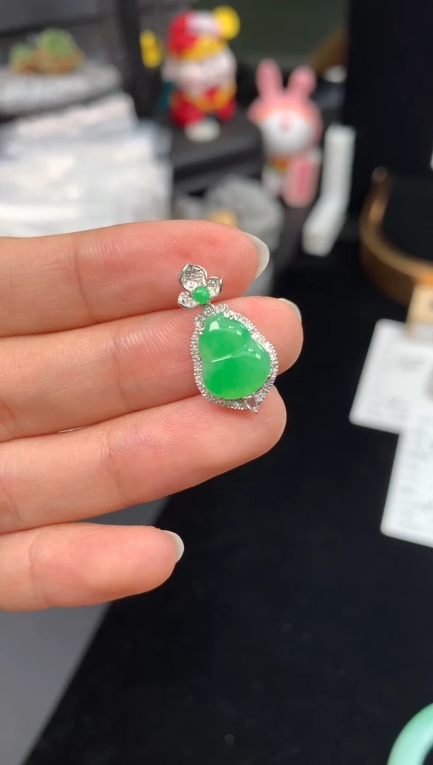 18K金镶嵌定制翡翠模式推广期48小时鉴赏期