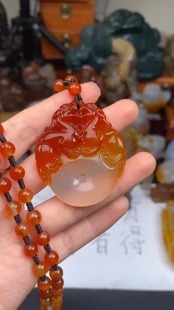 玛瑙/玉髓颈饰未镶嵌AA