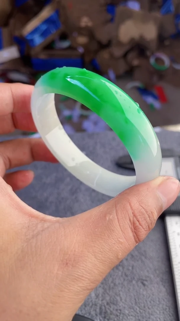 所见即所得，拍哪条发哪条84