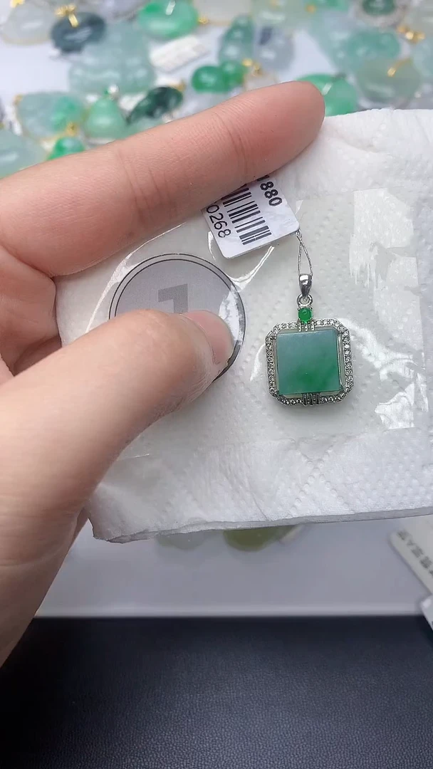 颈饰银S925镶嵌翡翠天然缅甸A货百元以上9元证书费自理