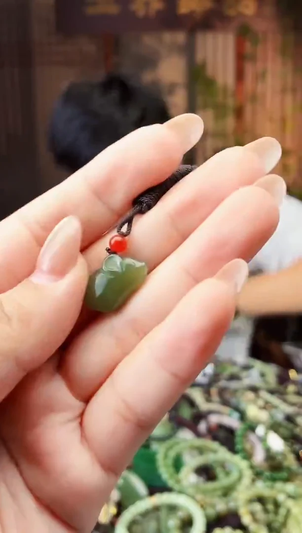 颈饰未镶嵌和田玉多样性发货拍一发一