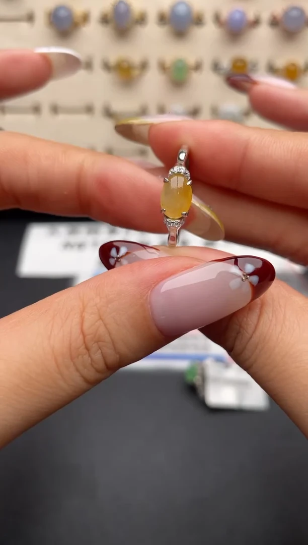 银S925镶嵌戒指翡翠一物一证一礼盒