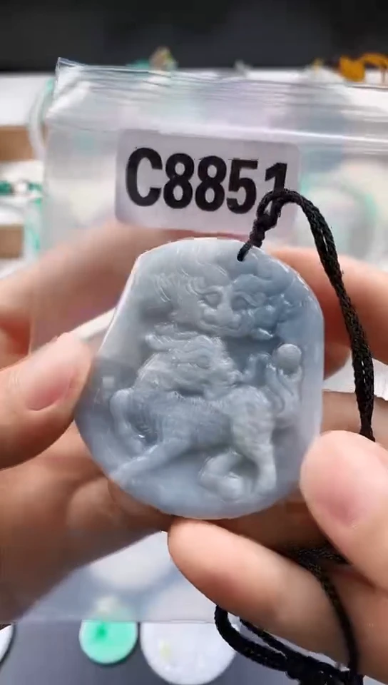 颈饰未镶嵌翡翠天然翡翠吊坠挂件