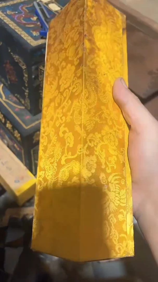 木闪电购链接精品摆件仇哥小