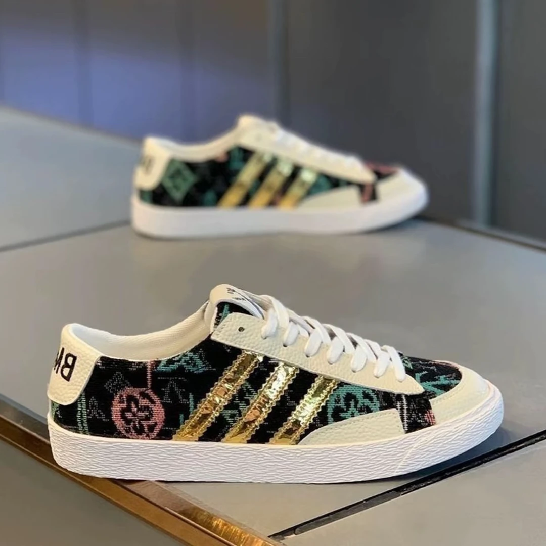 夏季2025新款潮流男鞋休闲百搭轻便板鞋透气小众百搭时尚休闲鞋男