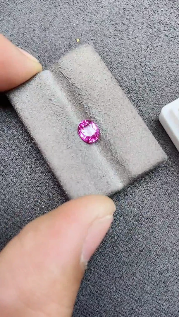 裸石彩色蓝宝石1.2ct