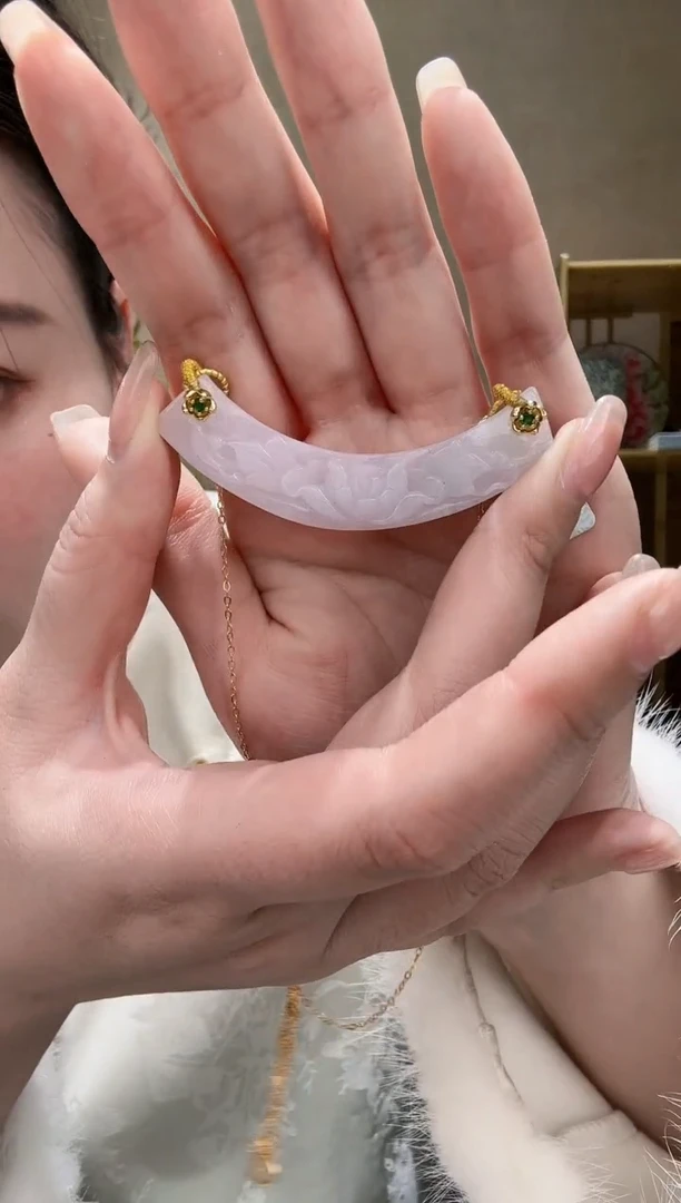 【闪购商品】翡翠颈饰未镶嵌吊坠