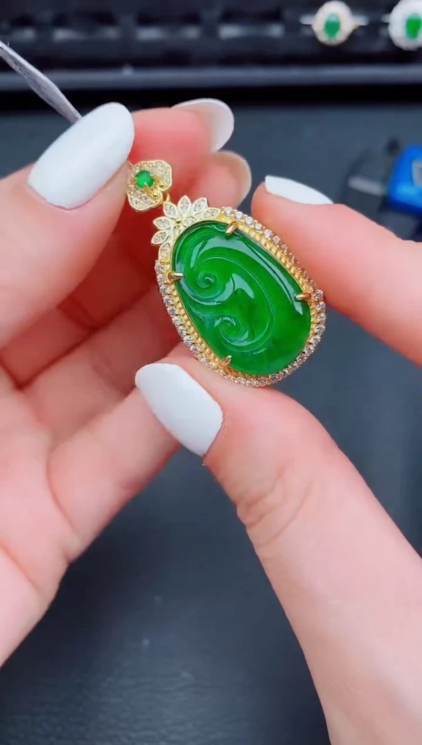 【闪购商品】翡翠颈饰银S925镶嵌天然a货翡翠434