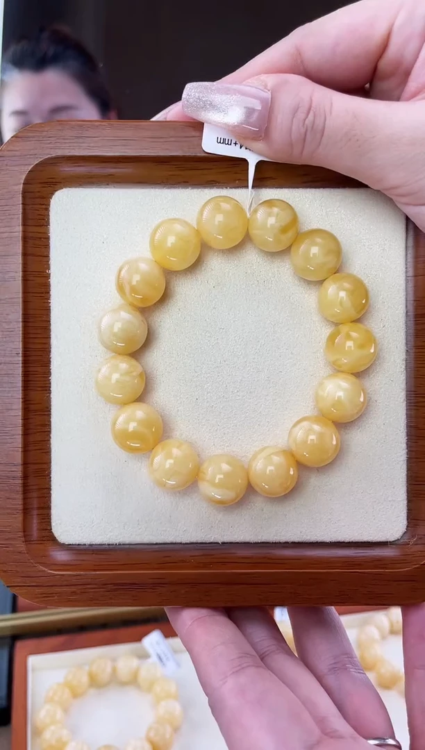 裸石蜜蜡未镶嵌手串