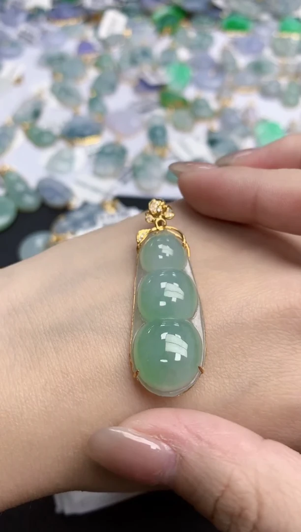 【闪购商品】翡翠颈饰18K金镶嵌天然缅甸翡翠A货