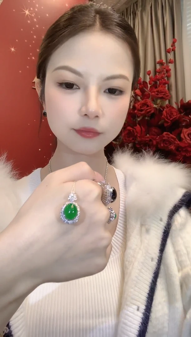吊坠(不含链)18K金镶嵌翡翠A91 绿蛋面吊坠
