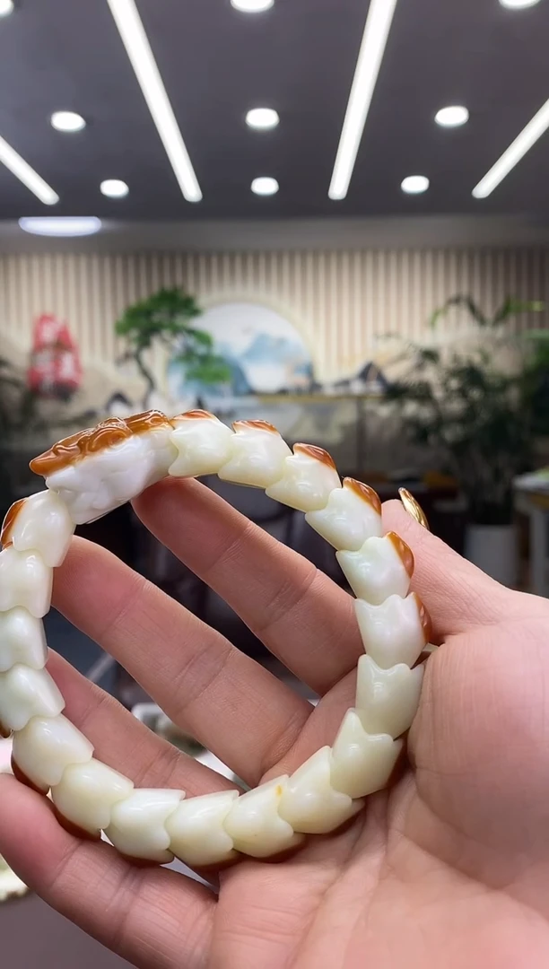 未镶嵌手链透闪石质玉用****8手串