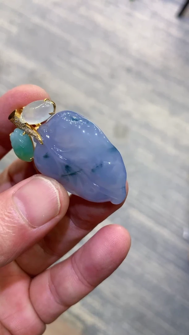 颈饰未镶嵌翡翠天然A货翡翠