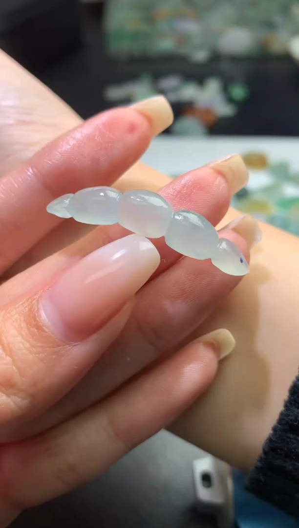 未镶嵌定制翡翠毛货