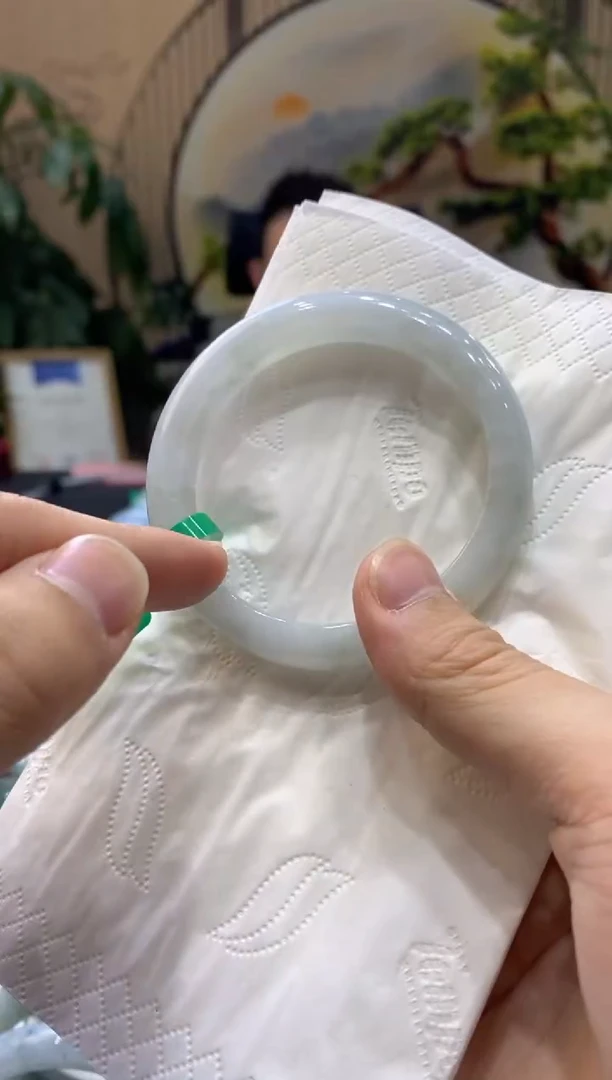 【闪购商品】翡翠手镯未镶嵌000003905