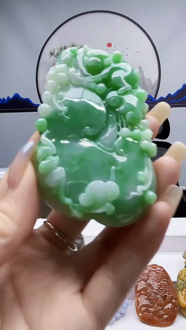 未镶嵌定制翡翠毛货挂件155
