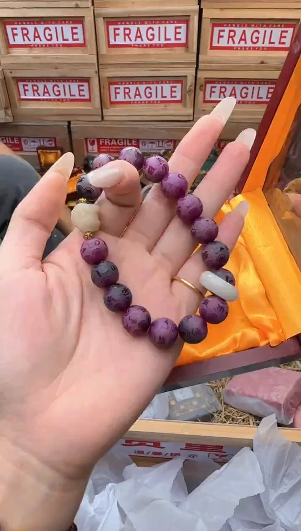 精美手串（无礼盒）