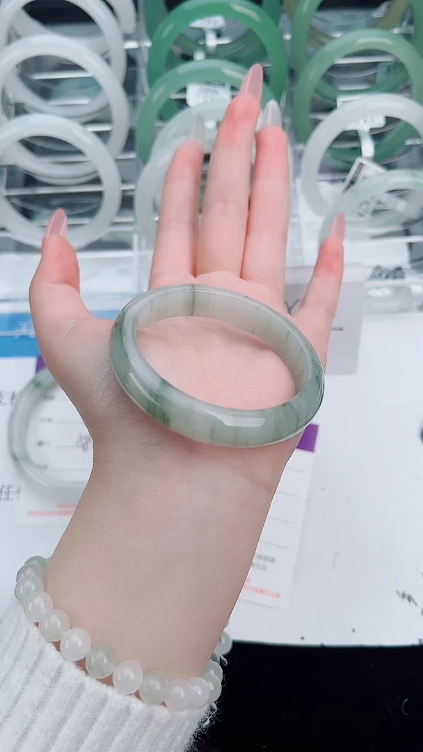 未镶嵌手镯石英质玉138-51/52