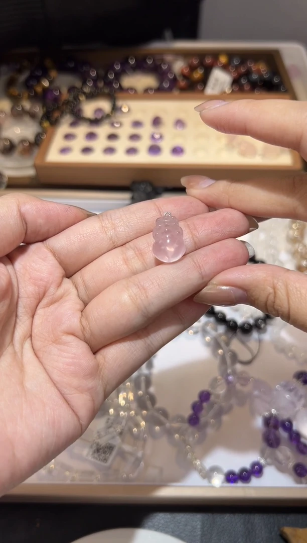 【闪购商品】紫晶吊坠(不含链)未镶嵌莫粉貔貅吊坠手工雕刻
