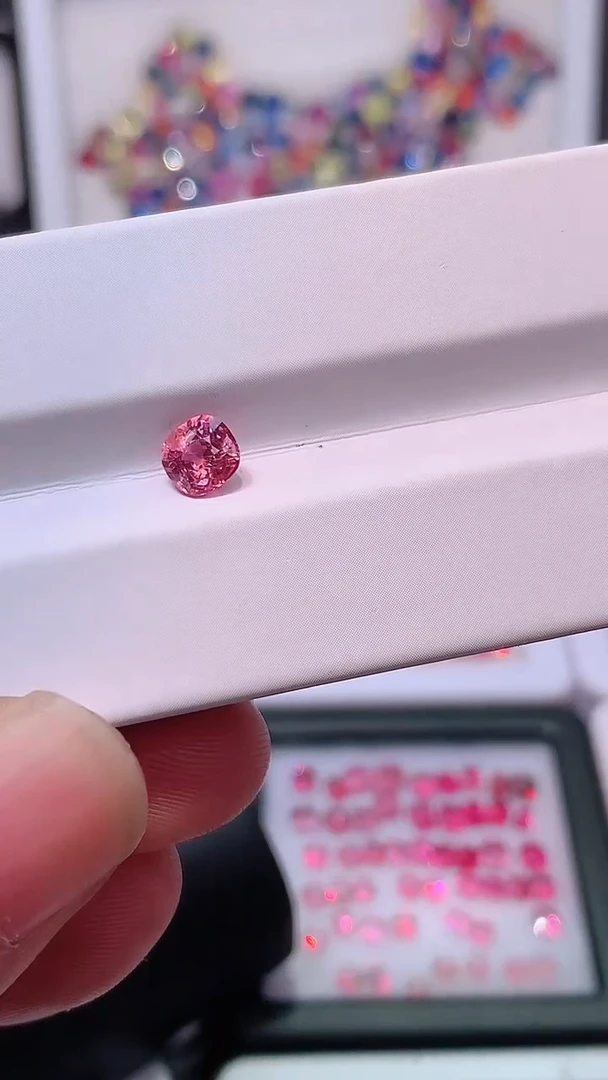 【闪购商品】尖晶石裸石未镶嵌粉丝福利0.81