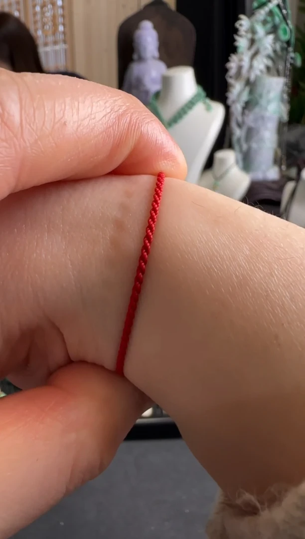 【闪购商品】翡翠手链未镶嵌定制红绳
