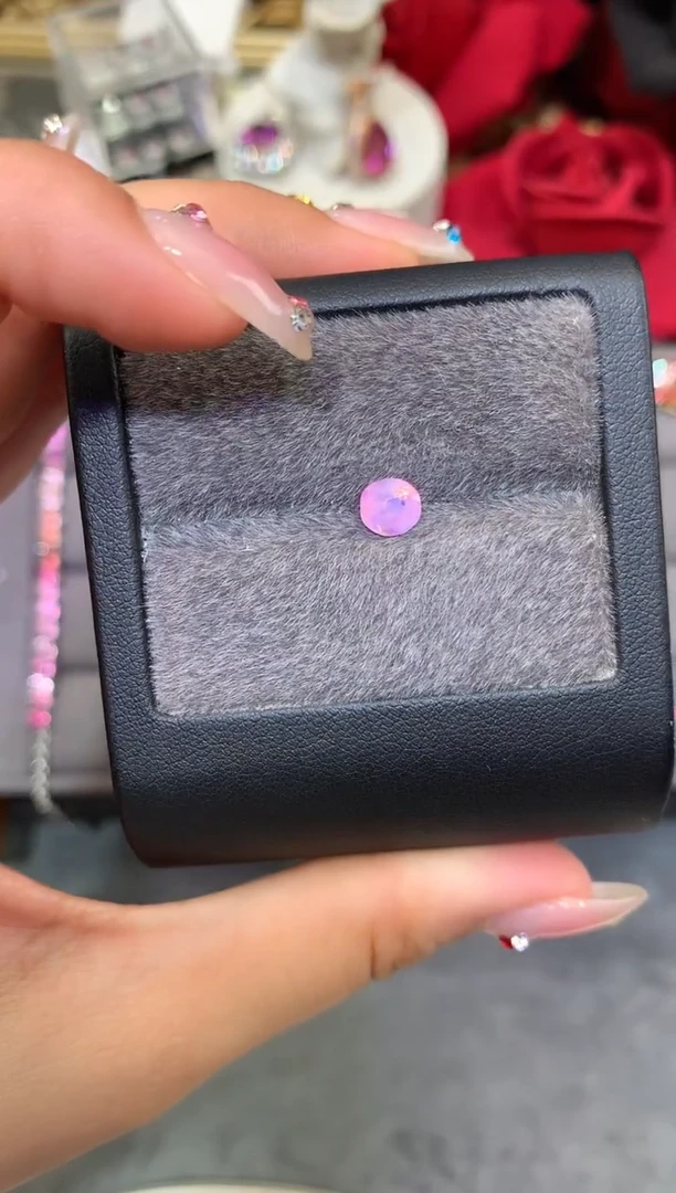 未镶嵌裸石定制蓝宝石椭圆 越南蓝宝石 1.05ct