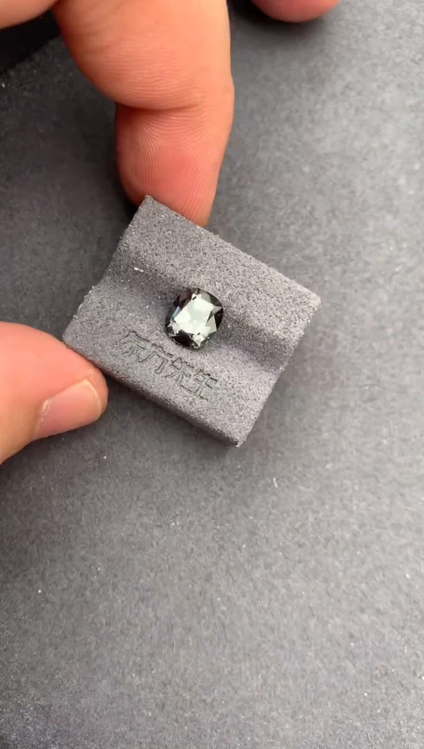 裸石尖晶石2.1ct灰尖晶 AH 定制