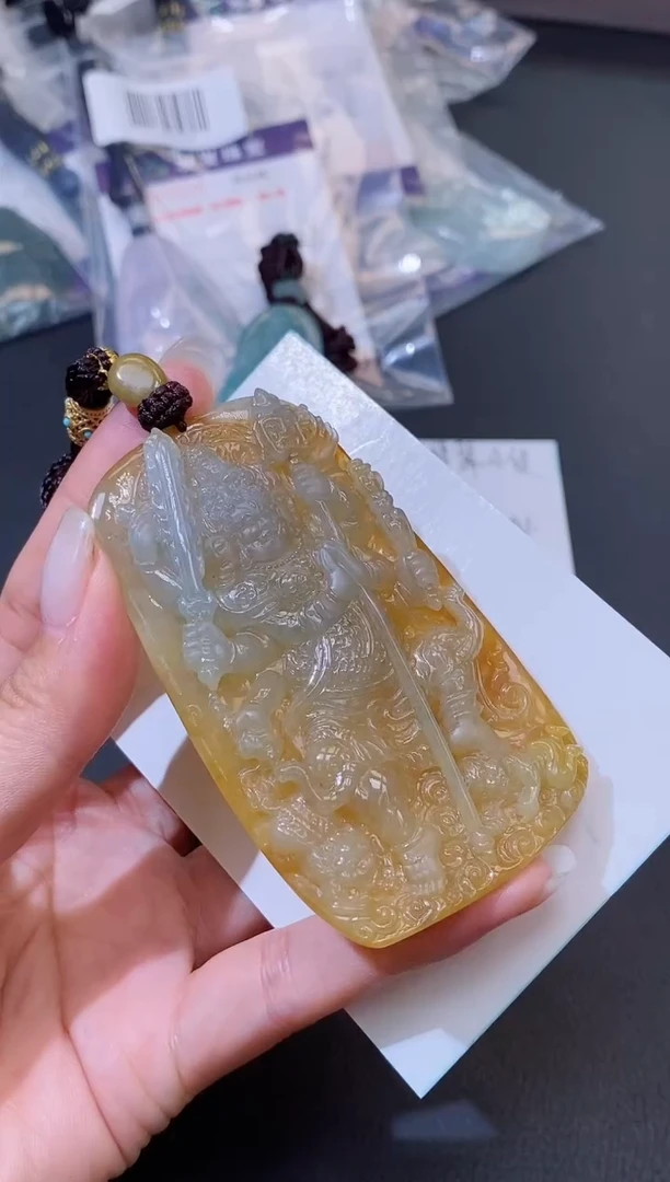 翡翠未镶嵌颈饰超缅甸天然翡翠