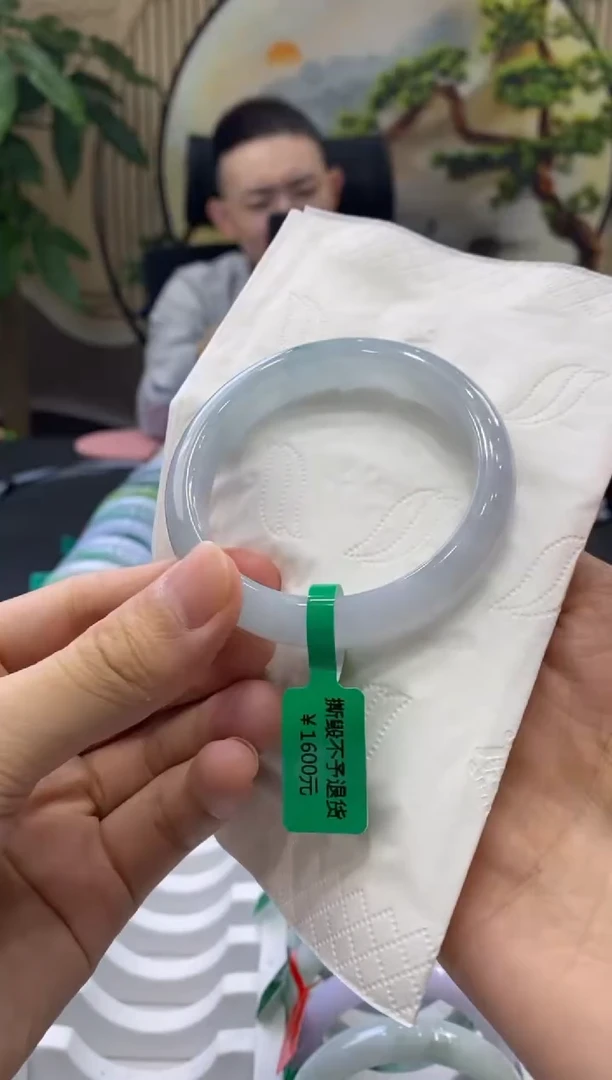 未镶嵌手镯翡翠9420