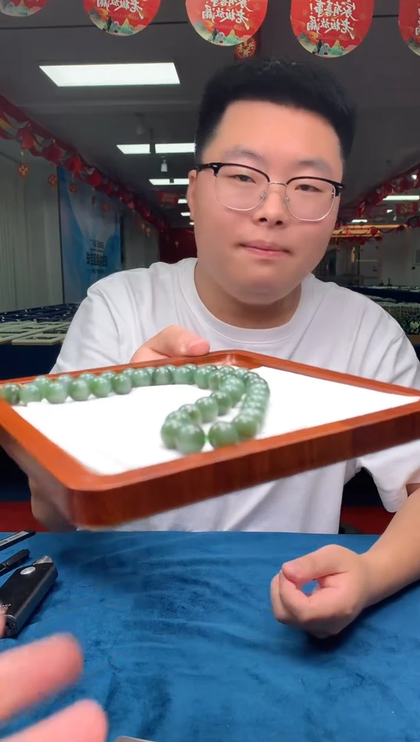 定制和田玉天然和田玉（拍一发一)