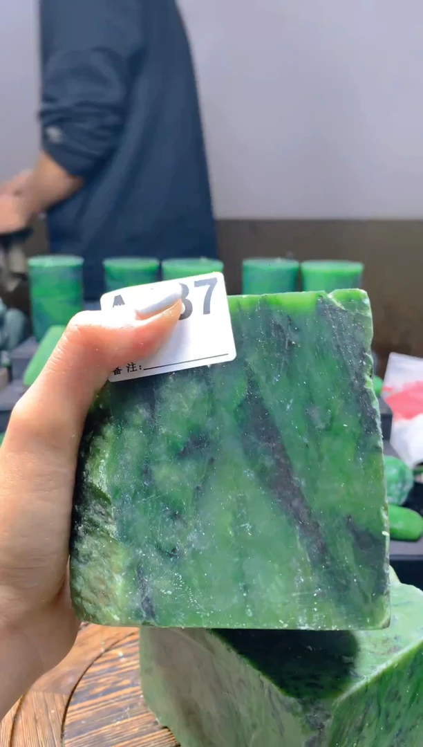 未镶嵌和田玉珠宝半成品1