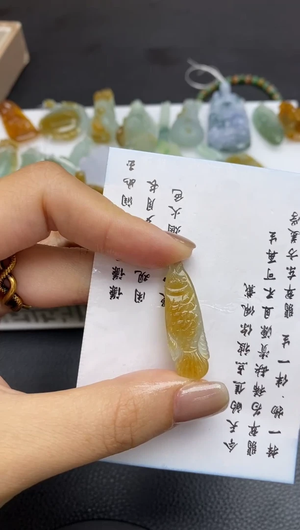 未镶嵌定制翡翠翡翠毛货~