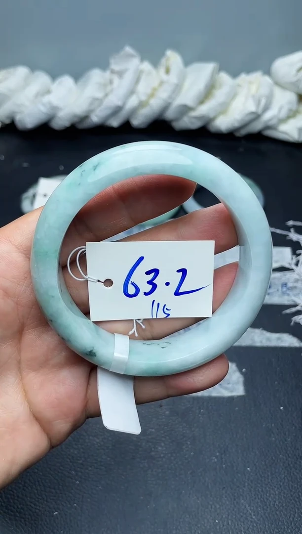 未镶嵌手镯翡翠115