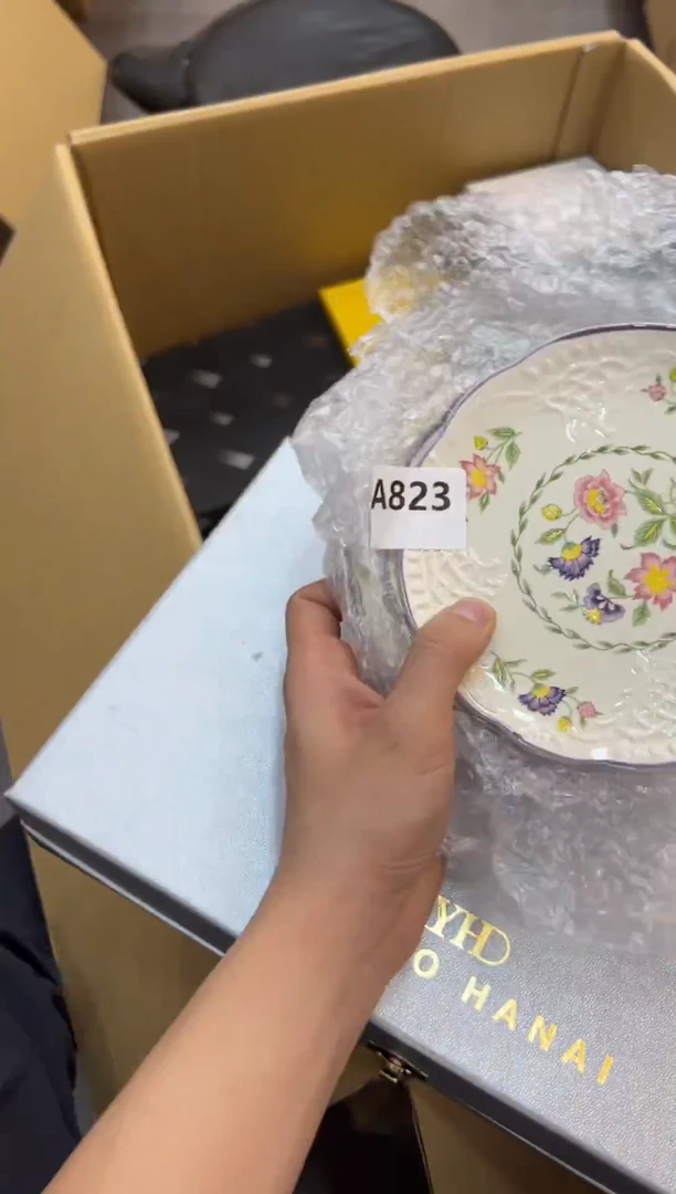 a****q823中古商品谨慎参拍