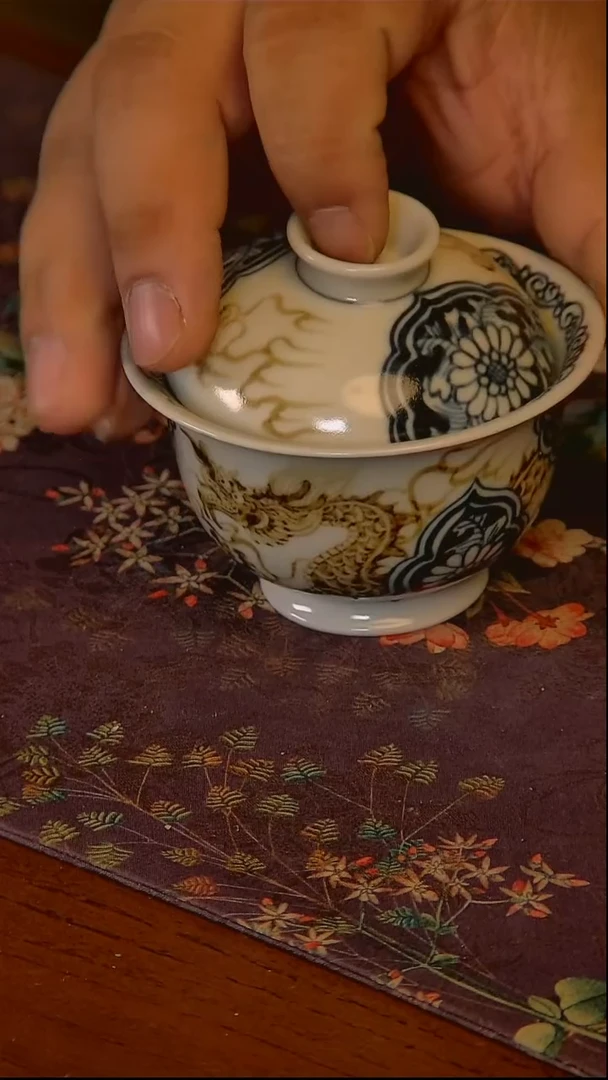 杯手工手绘杯杯很美丽