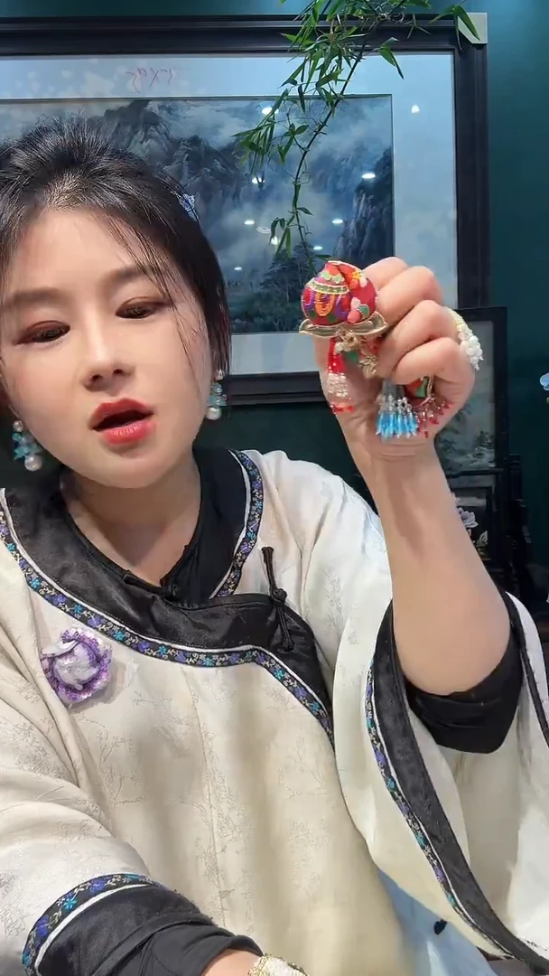无铜合金非遗点翠饰品