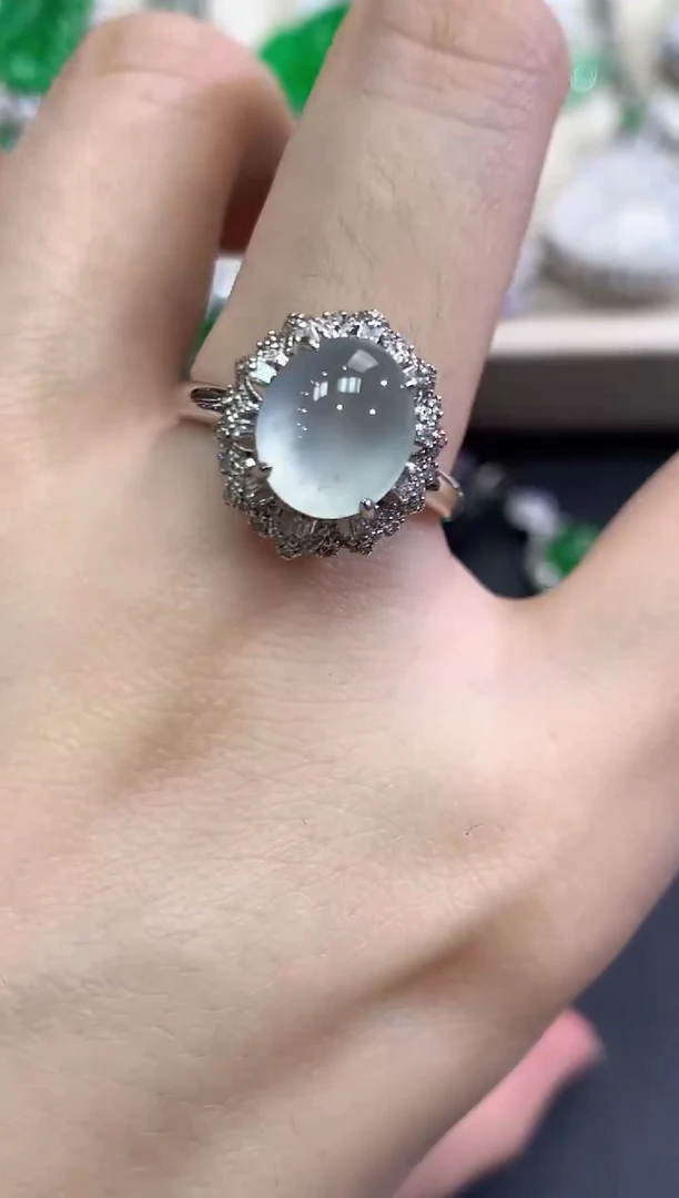 【闪购商品】翡翠戒指18K金镶嵌B49