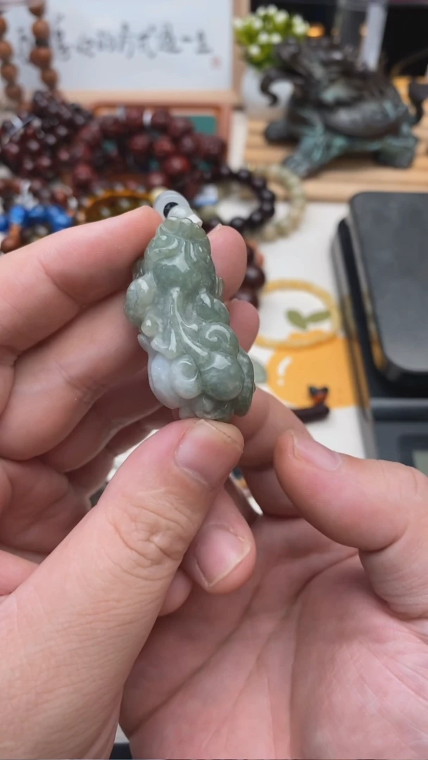 翡翠挂件未镶嵌东**王好好